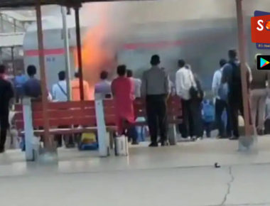 Fire breaks out on Delhi-Lucknow Shatabdi Express at Ghaziabad station