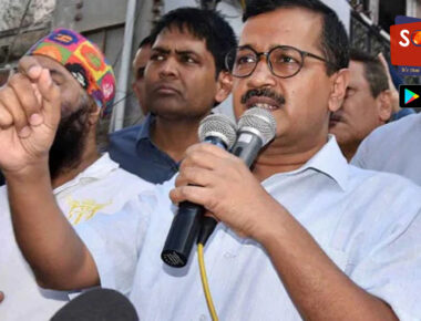 Delhi Cantt Rape-Murder Case: दलित परिवार से मिलने पहुंचे CM केजरीवाल के साथ धक्का-मुक्की, मंच से गिरे