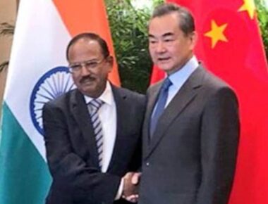 डोभाल की चीनी विदेश मंत्री को दो टूक: सीमाई क्षेत्र से सेना हटाना पहली शर्त, तभी आगे बढ़ सकते हैं दोनों देशों के रिश्ते