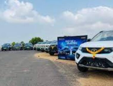 Tata Motors: टाटा मोटर्स ने हासिल किया एक और मील का पत्थर, महाराष्ट्र, गोवा में एक दिन में डिलीवर किए 712 नेक्सन और टिगोर ईवी