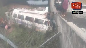 Eight pilgrims killed, over six critical as bus overturns on Delhi-Mumbai Expressway in Kota